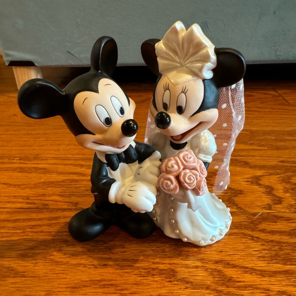 Disney Mickey and Minnie Wedding Figurine